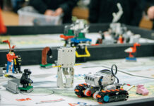 We need FIRST Lego League VOLUNTEERS!!