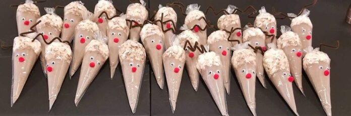 2025-11-03_6908b06a8fa15_Hotchocolatereindeer